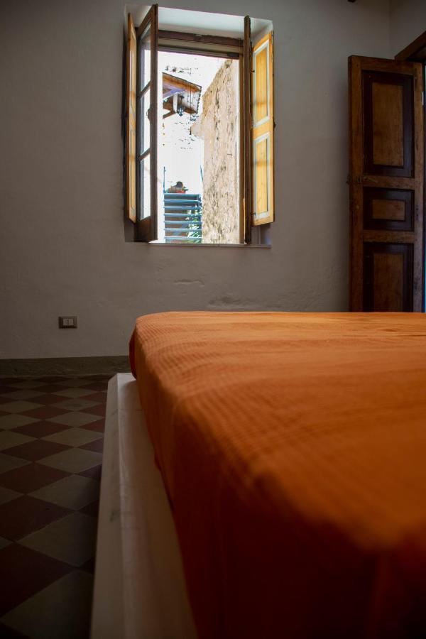 Palazzo Del Diplomatico Vila Belmonte Calabro Exterior foto